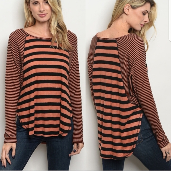 **LAST ONE** Long sleeve scoop neck tunic - Picture 2 of 7